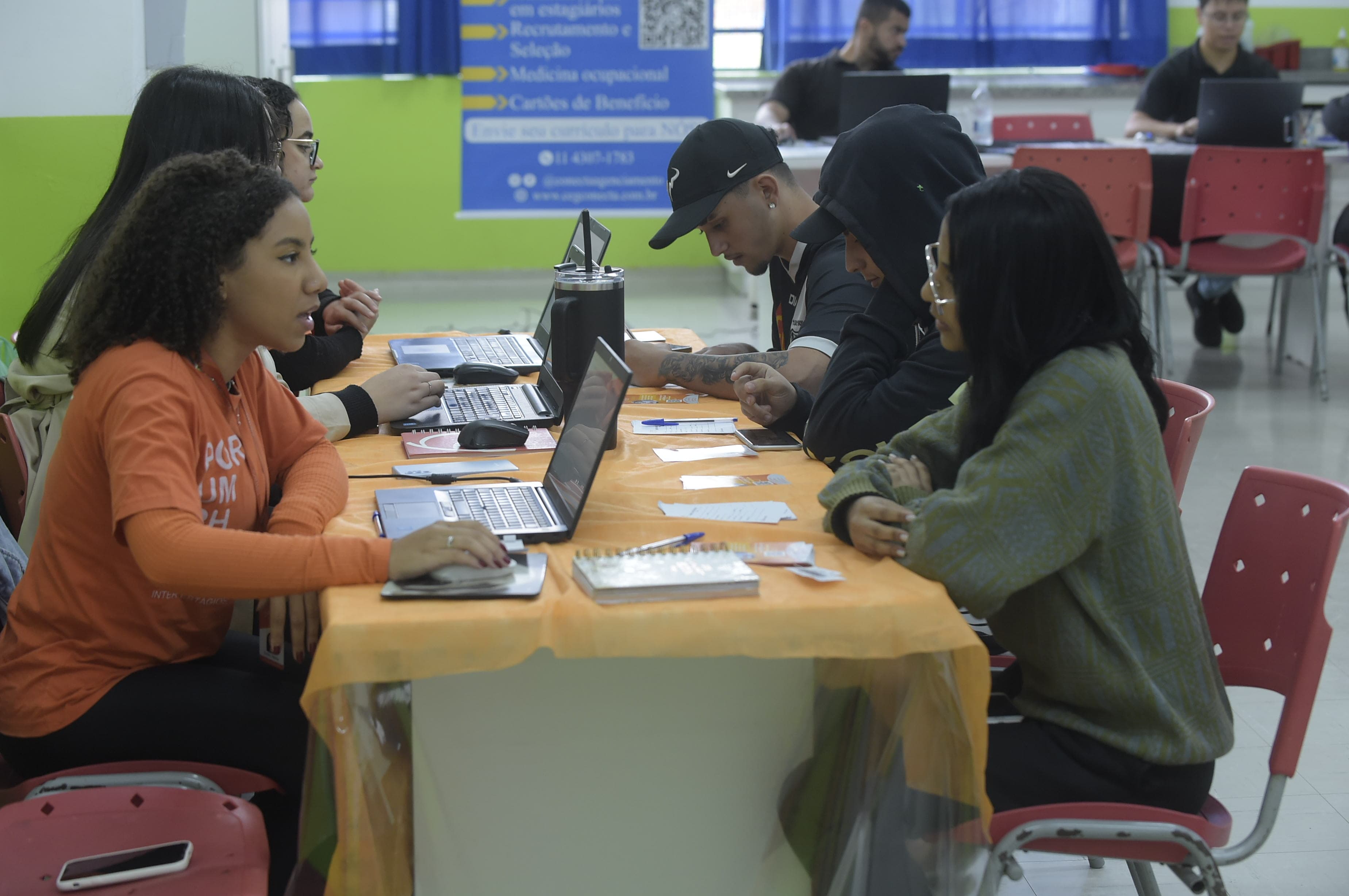 Mutirão Estágios oferece mais de 1.500 vagas para jovens nesta quarta-feira