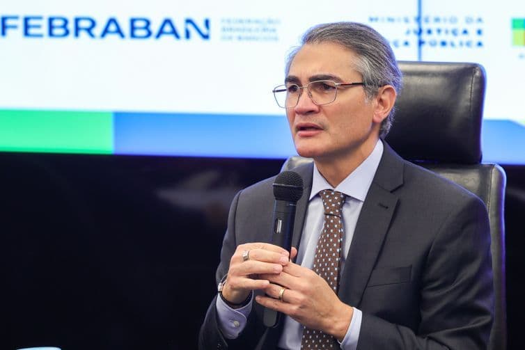Governo lança plano conjunto contra fraudes bancárias digitais