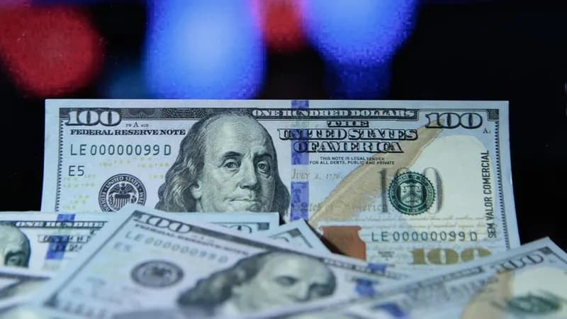Dólar em Queda: Entenda os Motivos e Impactos no Mercado