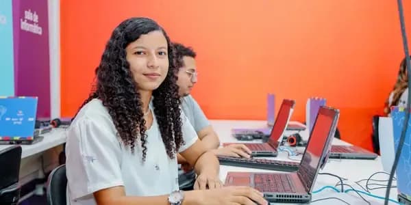 Em 2025, Programa Computadores para Inclusão cria 50 novos laboratórios de informática em SP