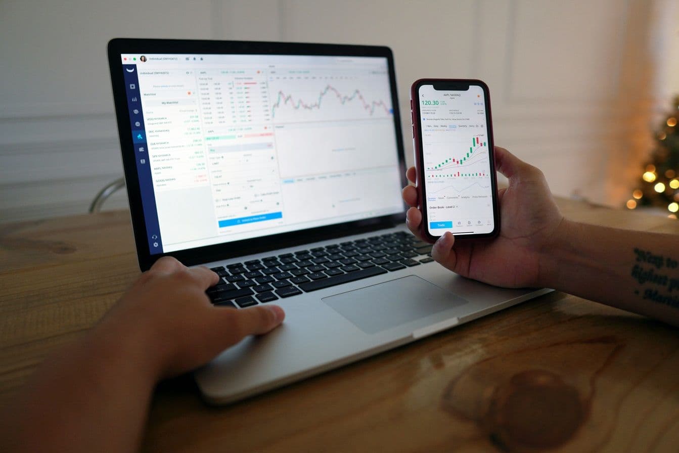Vitrify: A Bloomberg do Crédito Privado Chega ao Mercado