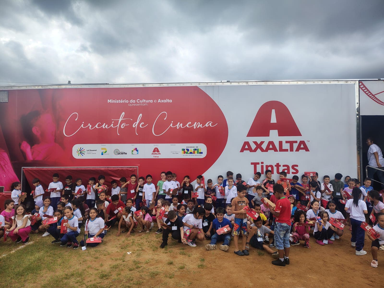 Circuito de Cinema leva cultura e diversão gratuita para o Vila Any