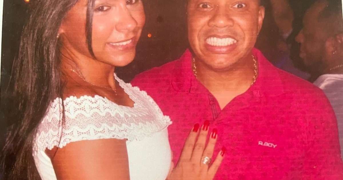 Mumuzinho Homenageia Anderson Leonardo em Show Emocionante