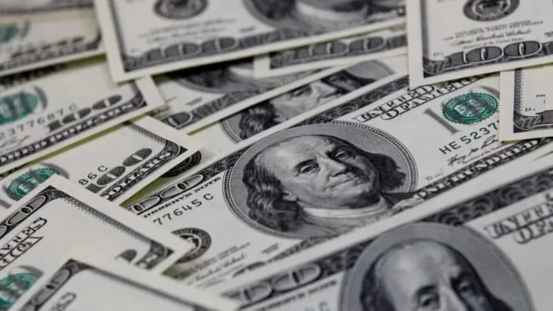Dólar fecha o último pregão cotado a R$ 5,07
