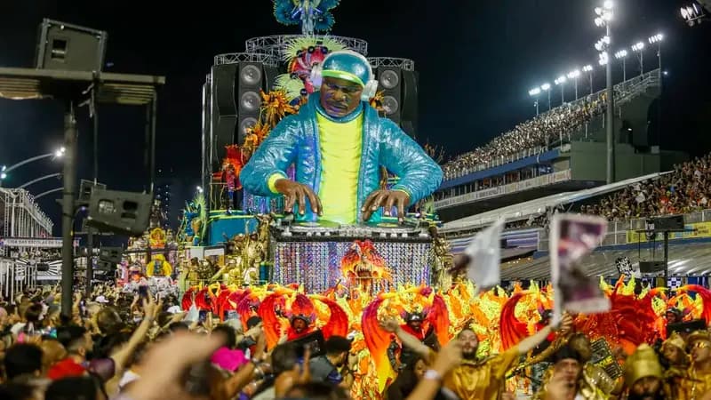 Liga-SP faz ensaios técnicos de escolas no Sambódromo do Anhembi