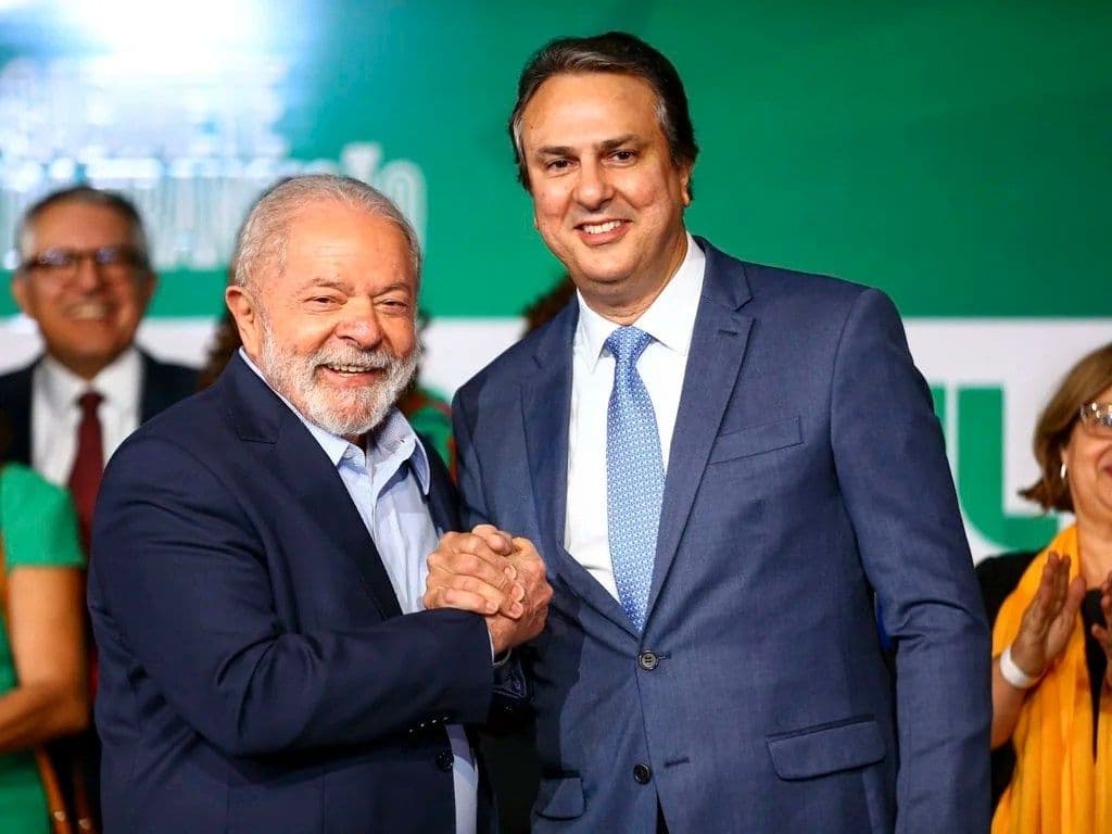 TCU suspende R$ 6 bilhões do Pé de Meia; MEC nega irregularidades