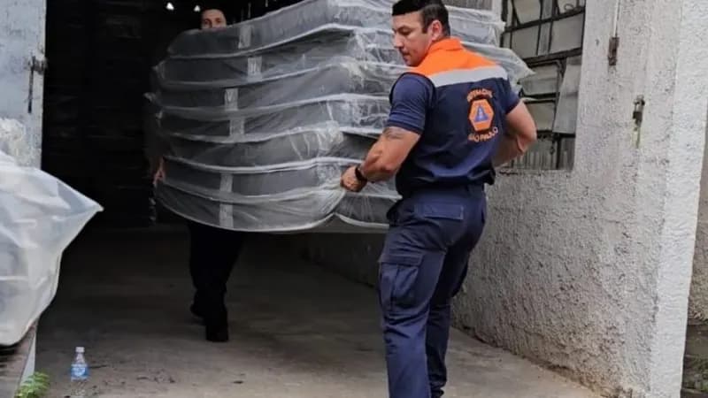 Governo de SP envia 700 itens de ajuda humanitária para vítimas de chuvas em Carapicuíba