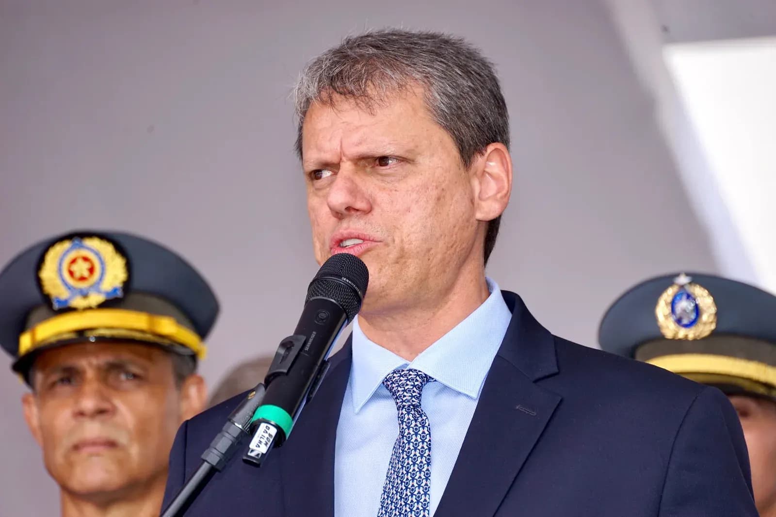 DER-SP reduz mais de 1,5 mil cargos e prevê economia de R$ 13 milhões com reforma administrativa