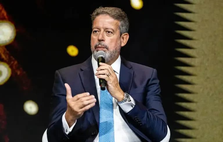 Arthur Lira: Quem é o líder do “centrão” que se tornou um dos mais poderosos presidentes que a Câmara já teve?
