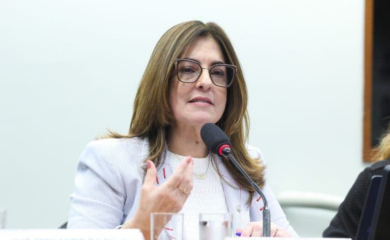 Comissão aprova cesta básica com produtos para pessoas com intolerância alimentar