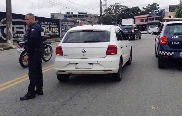 Homem vai preso em Guarulhos por receptação após carro ser flagrado pelo Muralha Gru
