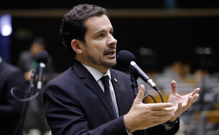 Projeto direciona recursos de fundo científico para projetos na Amazônia Ocidental e Amapá