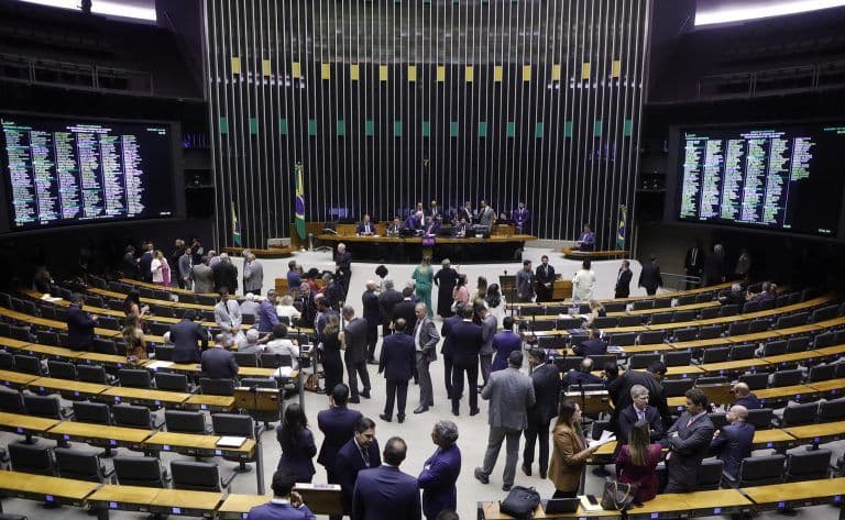 Câmara aprova MP que libera R$ 5,1 bi para antecipar pagamento de precatórios no RS; acompanhe