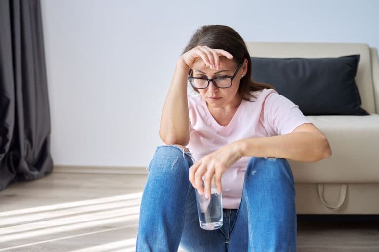 Descubra como combater a fadiga na menopausa