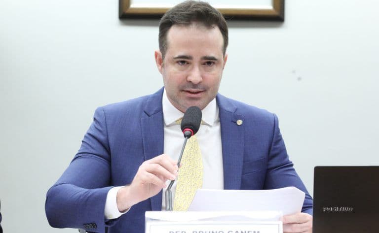 Projeto protege de punição tutor que comprovar ter tentado impedir perturbação por barulhos de animal