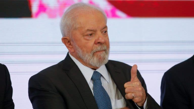Urgente: Oposição Reforça Pedido de Impeachment contra Lula