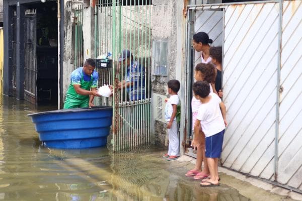 Prefeitura intensifica ações na Vila Any e presta assistência às famílias atingidas pelas chuvas